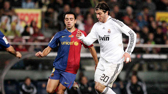 Xavi, Nov 08