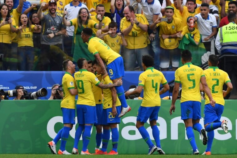 NELSON ALMEIDA/AFP/Getty Images