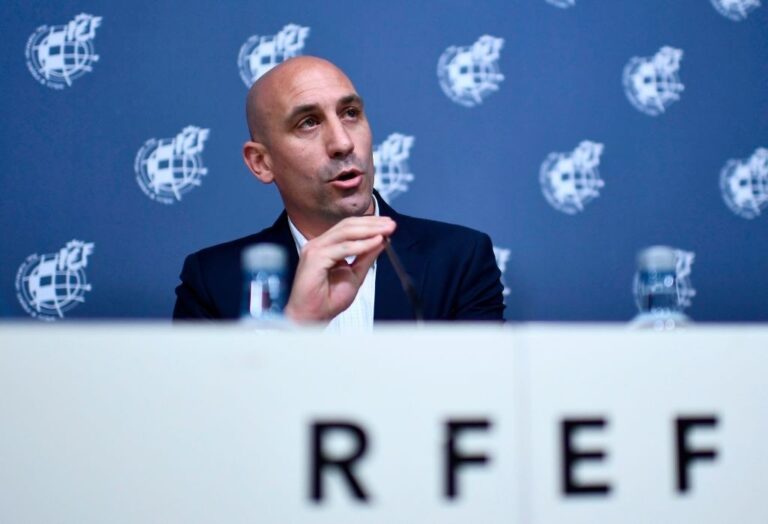 OSCAR DEL POZO/AFP/Getty Images