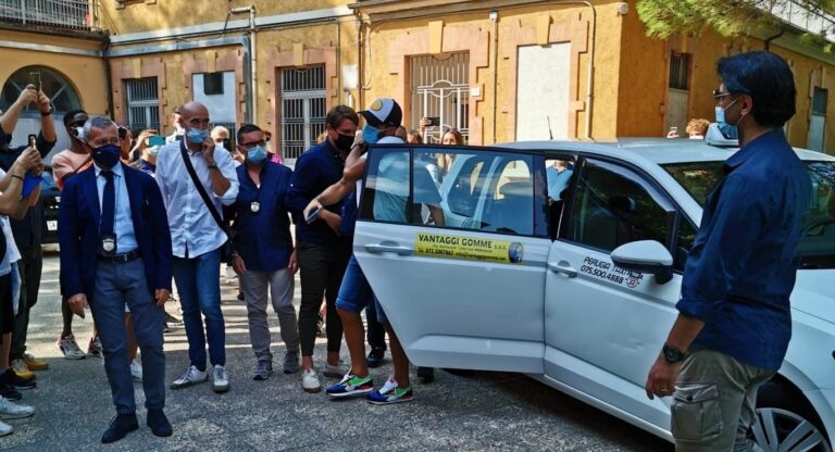 Test für italienischen Pass: Suárez in Perugia gelandet