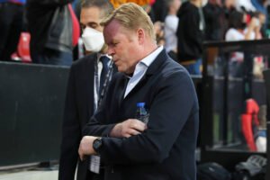 Ronald Koeman war nach Barcelonas Niederlage bei Rayo Vallecano bedient.