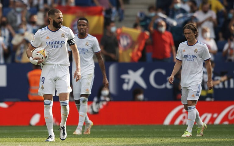 Patzer in Barcelona! Real Madrid unterliegt Espanyol, bleibt aber Erster – Barça Neunter