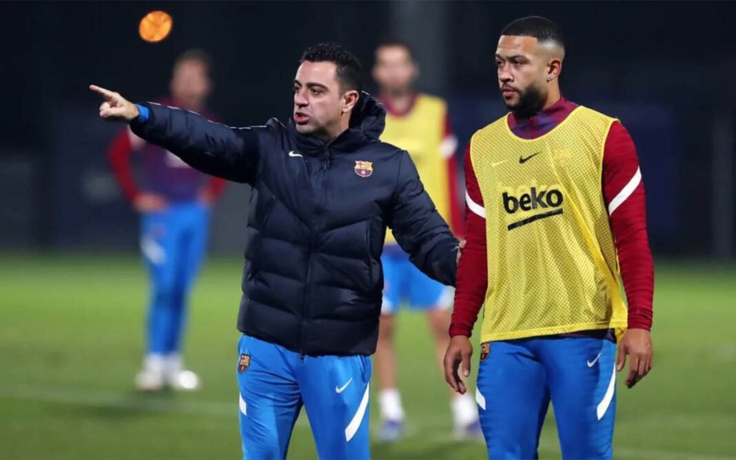 Xavi und Memphis Depay