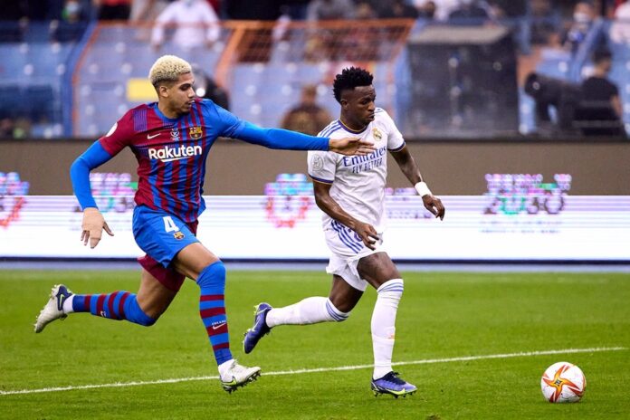 Der FC Barcelona unterlag Real Madrid im Supercup-Clásico. Der FC Barcelona unterlag Real Madrid im Supercup-Clásico.