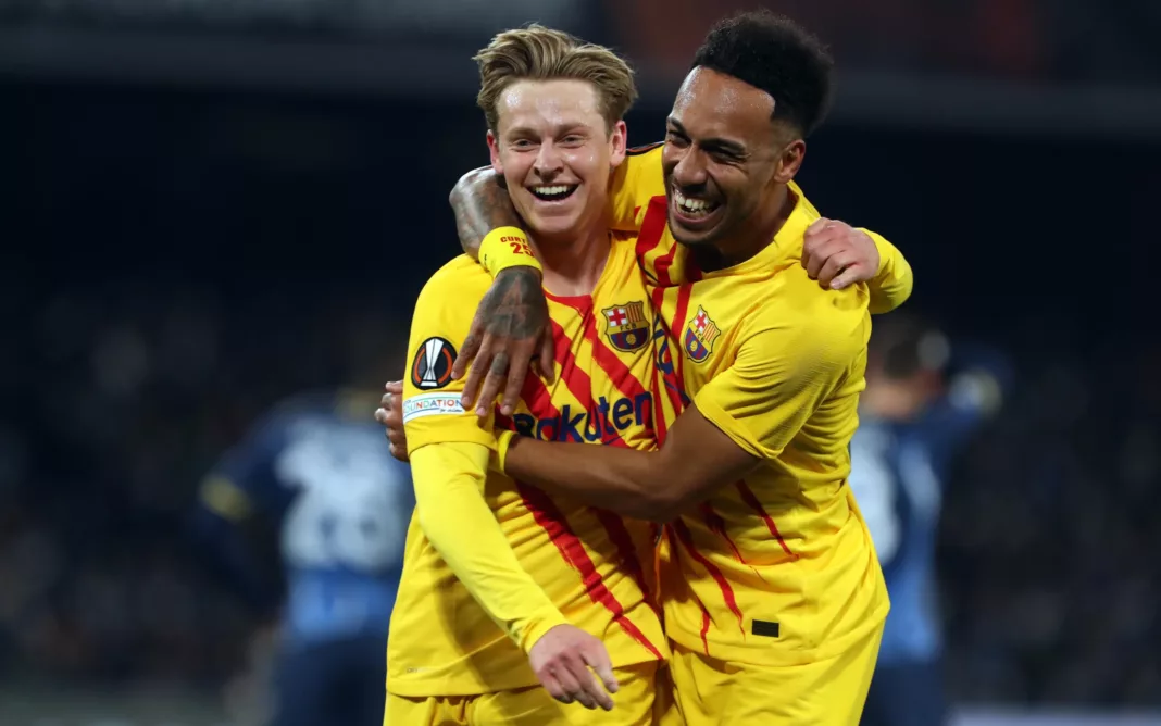 Frenkie de Jong Aubameyang FC Barcelona Europa League SSC Napoli 2022-02-24-NAPOLES-BARCELONA-22