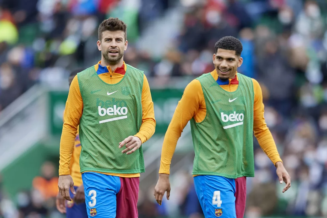 Gerard Pique Ronald Araujo FC Barcelona