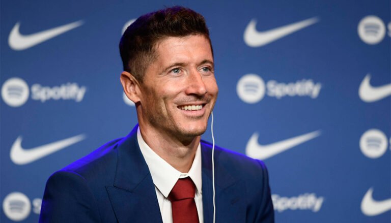 FC Barcelona Robert Lewandowski