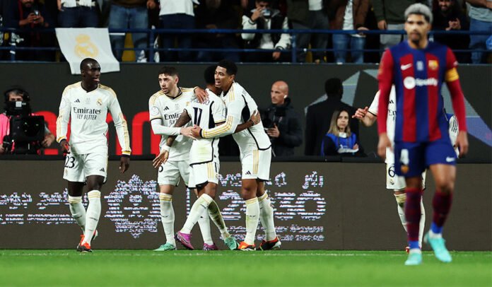 Real Madrid CF v FC Barcelona - Supercopa