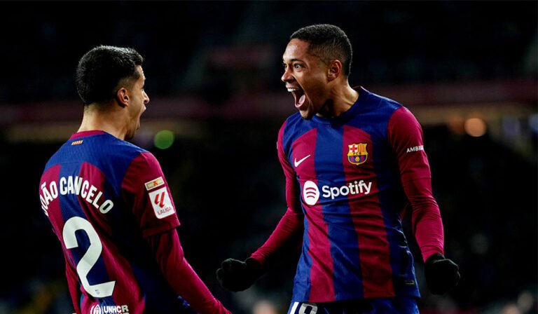 Joao Cancelo Vitor Roque FC Barcelona