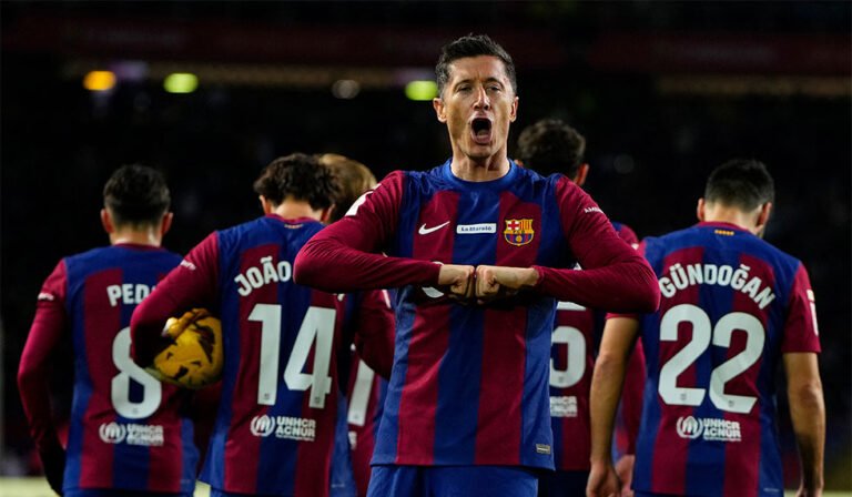 Robert Lewandowski FC Barcelona