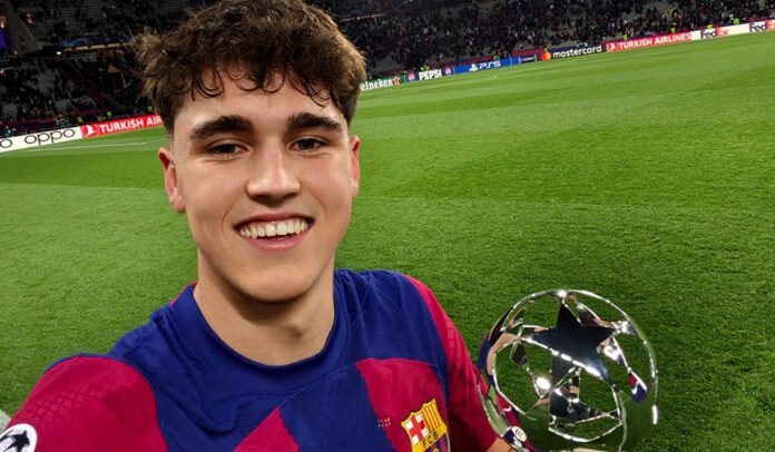 Pau Cubarsí FC Barcelona