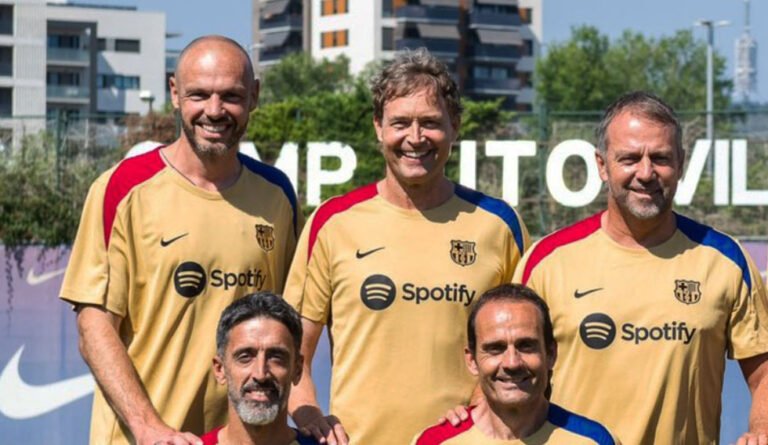 FC Barcelona Heiko Westermann Co Trainer Hansi Flick