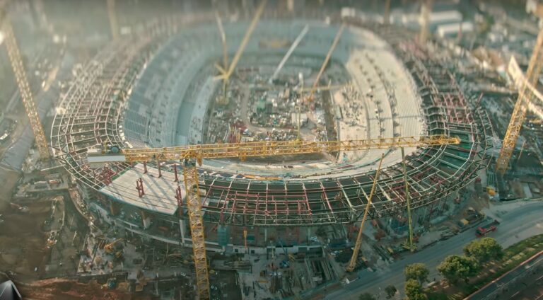 Lego oder echt? Drohnen-Spektakel zum Umbau des Camp Nou