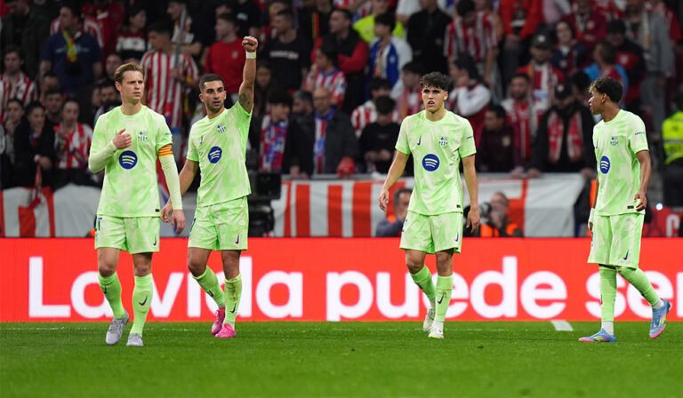 Atletico de Madrid v FC Barcelona - Copa del Rey