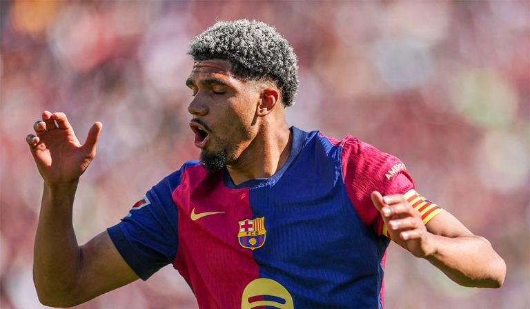 FC Barcelona Ronald Araújo