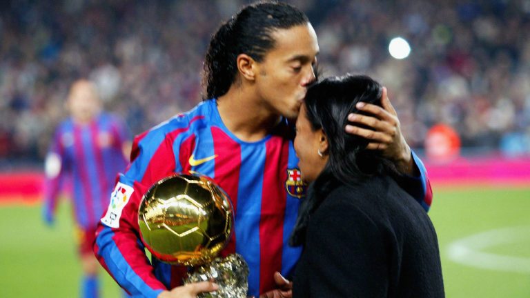 Ronaldinho übergibt Ballon d’Or: Worauf das hindeutet