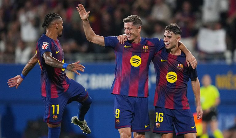 Kleines Stadion, hoher Sieg! Drei Doppelpacker fegen über Valencia hinweg