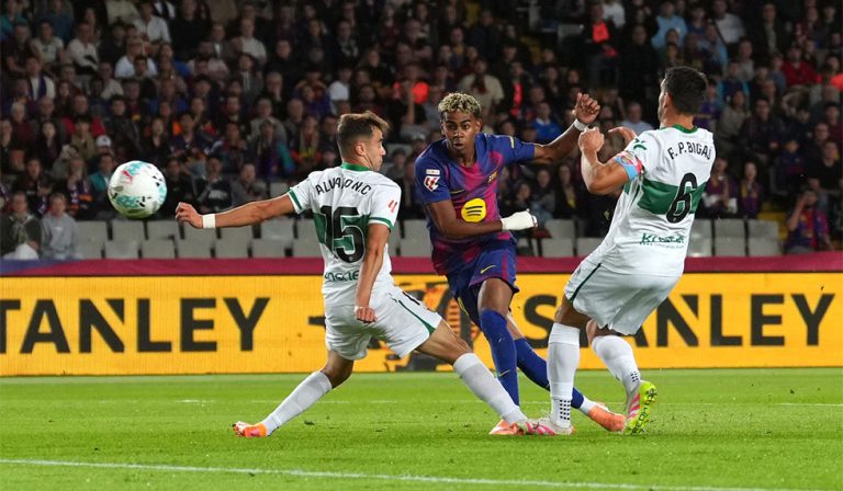 Jeder Stürmer darf mal: Barça erledigt Hausaufgaben gegen Elche
