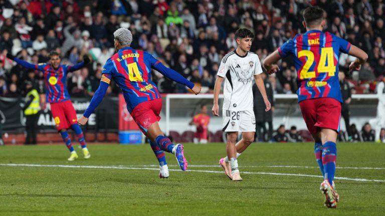 Noten gegen Albacete: Araújo meldet sich mit Tor zurück, Cancelo lebt gefährlich