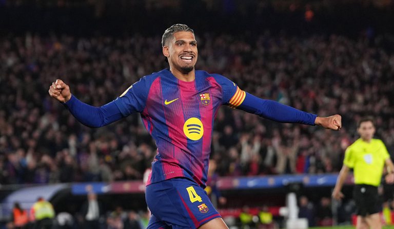 Kapitän, Kämpfer und Sorgenkind: Araújo feiert 200. Einsatz für Barça