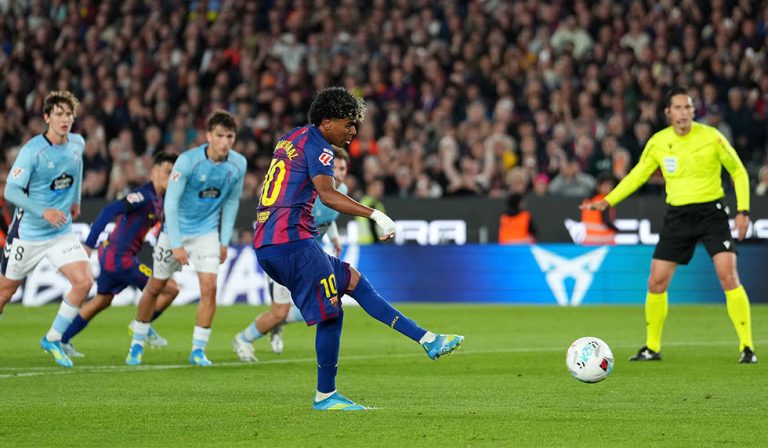 Ein Elfmeter entscheidet: Barça hält Real Madrid auf Distanz
