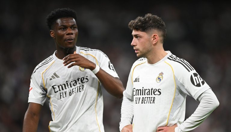 Spieler schlagen sich: Bei Real Madrid fliegen vor dem Clásico die Fetzen